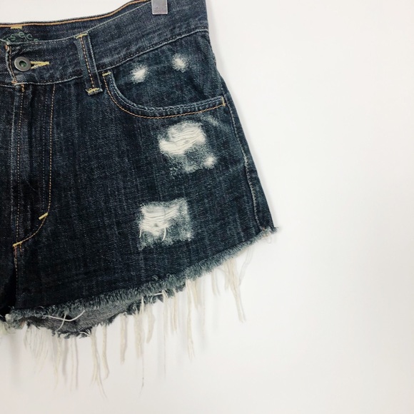 Levi’s Eco Vintage Distressed Cut offs 32 - Picture 3 of 8